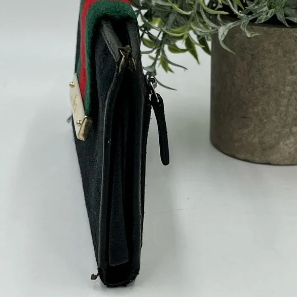 SOLD!!! GUCCI Vintage GG Web Black Canvas and Leather Heritage Collection Wallet - Picture 8 of 14